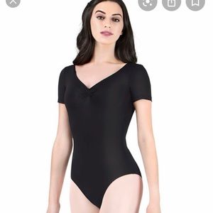 Women’s Black short sleeve leotard size petite
